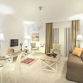 Rodina Suites