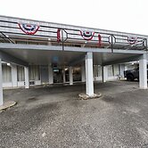 Falls of Rough Motel
