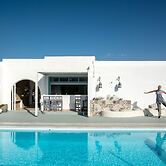 Mouras Resort - Luxury Maisonette Villas