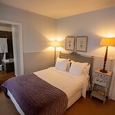 Hôtel Traiteur les Ormes, The Originals Relais
