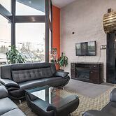 Airport Traveller's Inn