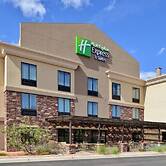 Holiday Inn Express & Suites Page - Lake Powell Area by IHG