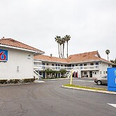 Motel 6 Ventura, CA - Downtown