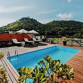 Kastel Itaipava Centro Hotel