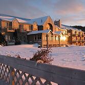 Battures Hotel Fjord Saguenay