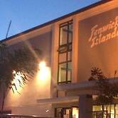 Fenwick Islander Motel