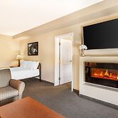 Best Western Plus Service Inn & Suites