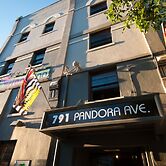 Ocean Island Inn Backpackers Suites - Hostel