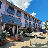 Casa Leticia Business Inn