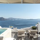 Santorini Secret Suites & Spa