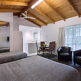 Best Western Colonial Village Motel