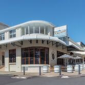 Seabreeze Beach Hotel