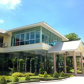 Suwan Driving Range and Resort