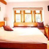 The Rooms at the Nook