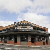 The Lakes Hotel