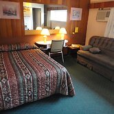 Airport Inn Motel & RV Park