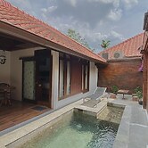 Chrome Hotel & Resort Solo