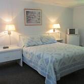 Country Squire Motel