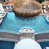 The PINEHILL Hotel & Suites