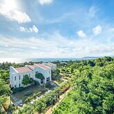 Bay Forest Boutique Hotel