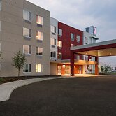 Motel 6 Airdrie, AB