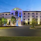 Holiday Inn Express & Suites Aiken by IHG