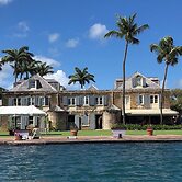 Copper and Lumber Store Hotel