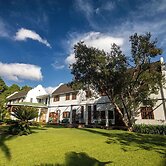 Bronte Hotel