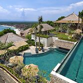 Batu Karang Lembongan Resort & Spa