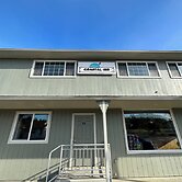 The Coastal Inn and Suites