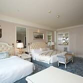 The Castle Hotel, a Luxury Collection Hotel, Dalian