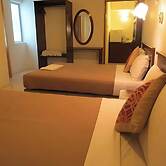 Virgo Batik Resort Teluk Batik Lumut