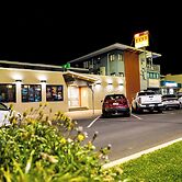 O'Shea's Royal Hotel