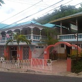 Treasure's Comfort Inn