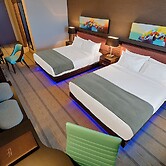 Hotel Clique Calgary Airport