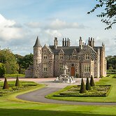 Trump Macleod House & Lodge