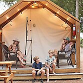 Son's River Ranch Glamping Cabin 17