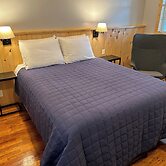 Tuggle's Gap Roadside Inn - Blue Ridge Parkway