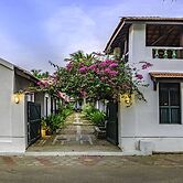 Neemrana's Coconut Alley