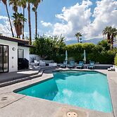 Sonora Charmer - Private Pool w/ Mountain Views!