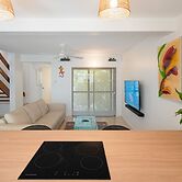 Entertainer on Martyn