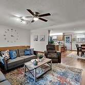 Ranch Home w Games Hot Tub and Beautiful Scenery