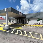 Motel 6 New Port Richey, FL