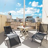 Well Located Townhouse & Courtyard Kalka