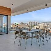 Sanders Crystal 2 - Penthous With Shared Rooftop