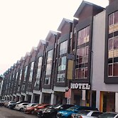 CAMERON KEA FARM HOTEL