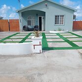 Lux Sea View Camelot Village Discovery Bay