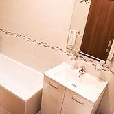 3 Bedroom Apartment With Private Pool and hot tub