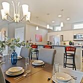 Quiet Urban Community – Designer Home W/ Hot Tub!