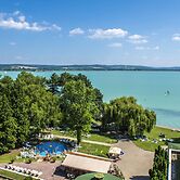 Club Tihany Resort